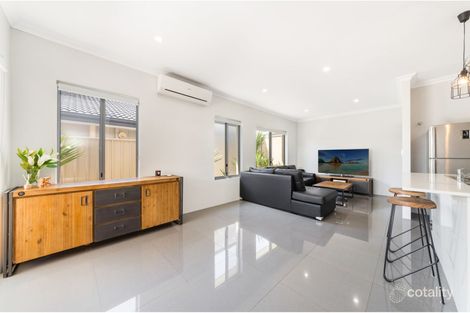Property photo of 14A Riverina Parade Lake Coogee WA 6166