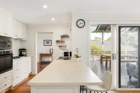 Property photo of 10 Denman Court Sunbury VIC 3429