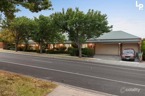 Property photo of 3 Fairholme Boulevard Berwick VIC 3806