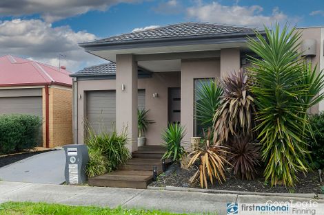 Property photo of 9 Dellinea Street Cranbourne North VIC 3977