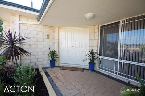 Property photo of 32 Lord Hobart Drive Madora Bay WA 6210