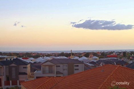 Property photo of 48 Guardian Loop Currambine WA 6028