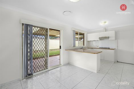 Property photo of 5 Kyogle Place Hoxton Park NSW 2171