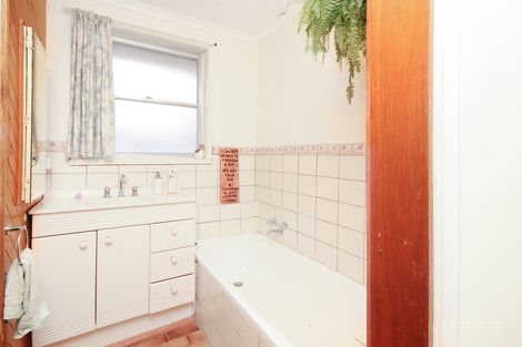 Property photo of 2 Shirley Street Horsham VIC 3400