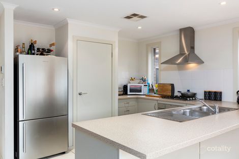 Property photo of 2 Meretta Lane Andrews Farm SA 5114