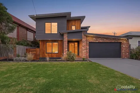Property photo of 11 Peppermint Road Kilcunda VIC 3995