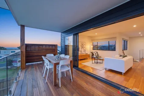 Property photo of 11 Peppermint Road Kilcunda VIC 3995