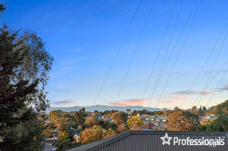 Property photo of 53 Alexandra Road Lilydale VIC 3140