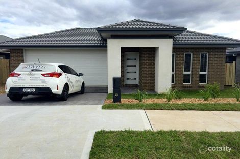 25 Longhurst St, Oran Park, NSW 2570