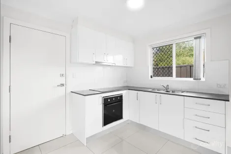 Property photo of 43 Lucena Crescent Lethbridge Park NSW 2770