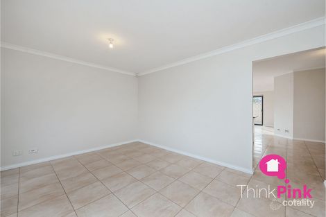 Property photo of 2/250 George Street Queens Park WA 6107