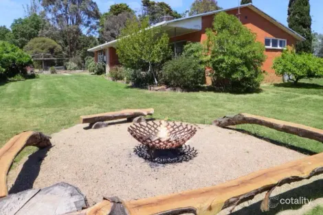 Property photo of 62 Highton Lane Mansfield VIC 3722