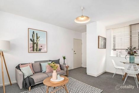 Property photo of 4/72 Barkly Street St Kilda VIC 3182