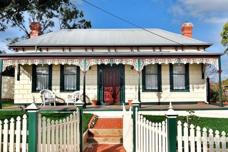 5 Ireland St, Burwood, VIC 3125