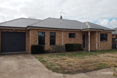 2/24 Sutton St, Riddells Creek, VIC 3431