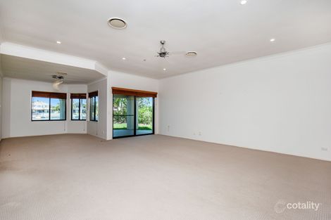 Property photo of 6 Champagne Boulevard Helensvale QLD 4212