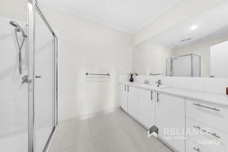 Property photo of 3 Saint Road Craigieburn VIC 3064