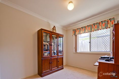 Property photo of 36 Hummingbird Crescent Wishart QLD 4122