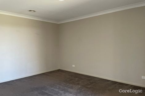 Property photo of 23 Sullivan Circuit Orange NSW 2800