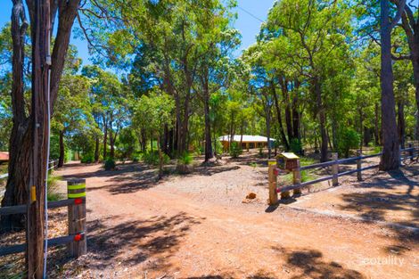 124 Peet Rd, Roleystone, WA 6111