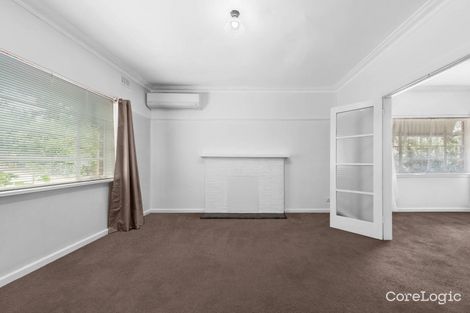 Property photo of 133 Woodhouse Grove Box Hill North VIC 3129
