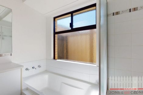 Property photo of 9 Baza Gardens Maida Vale WA 6057