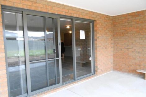 Property photo of 6 Holstein Close Delacombe VIC 3356