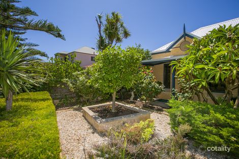 Property photo of 26 Halmstad Circle Mindarie WA 6030