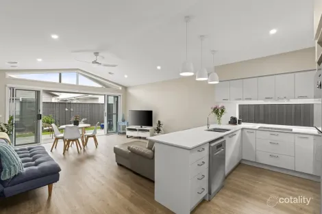 434/60 Watt St, Lara, VIC 3212