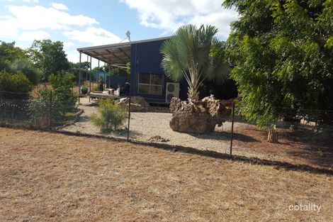 Property photo of 13 Lakeview Crescent Rubyvale QLD 4702