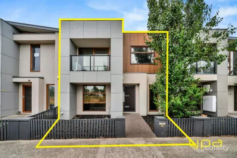 35 Killearn Ave, Cranbourne West, VIC 3977