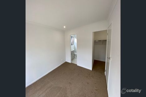 Property photo of 32 Cloudburst Avenue Wyndham Vale VIC 3024