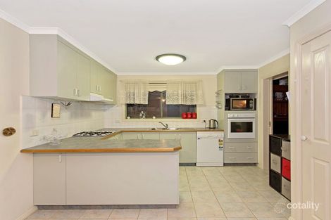 Property photo of 8 Manning Court Pakenham VIC 3810