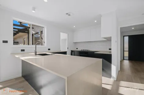 Property photo of 35 Wettenhall Circuit Calwell ACT 2905
