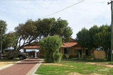 24 Crowther St, Beachlands, WA 6530