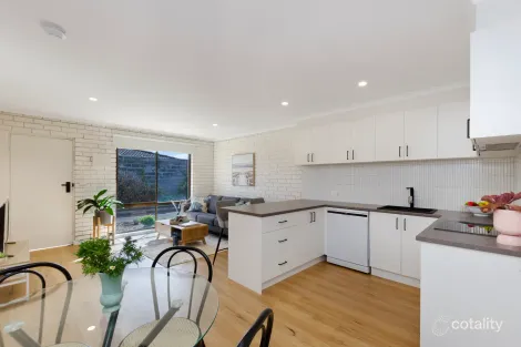 Property photo of 2/23 Barkly Street Portland VIC 3305