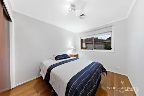 Property photo of 22 Revell Crescent St Albans VIC 3021