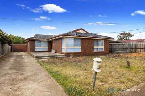 Property photo of 18 Wentworth Road Melton South VIC 3338