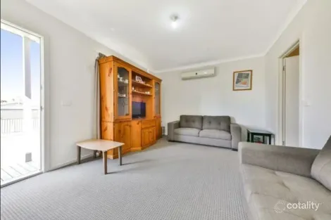 Property photo of 7 Nowra Court Norlane VIC 3214