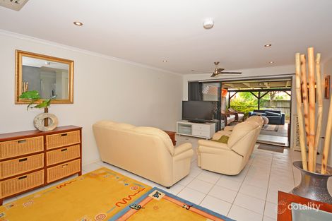 Property photo of 2/11 Lockerbie Court Kawungan QLD 4655
