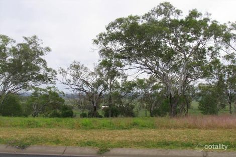 14 Sussex Dr, Oakey, QLD 4401