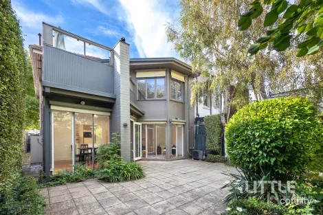 Property photo of 1 Trinian Street Prahran VIC 3181
