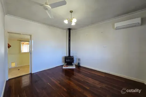 Property photo of 15 Bowden Terrace Katanning WA 6317