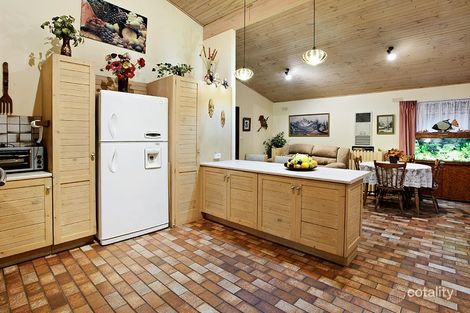 Property photo of 4 Adecroft Court Eltham VIC 3095