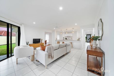 Property photo of 96 Watarrka Drive Parkinson QLD 4115