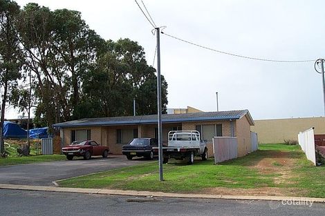 20 Reilly Rd, Wonthella, WA 6530