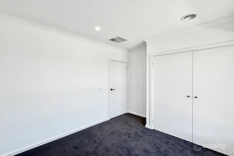 Property photo of 2 Juniperina Circuit Wallan VIC 3756