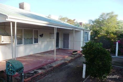 24 Murphy St, Quairading, WA 6383