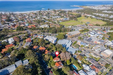 Property photo of 16 Roxburgh Avenue Thirroul NSW 2515