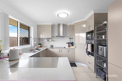 Property photo of 39 Bradman Way Urangan QLD 4655